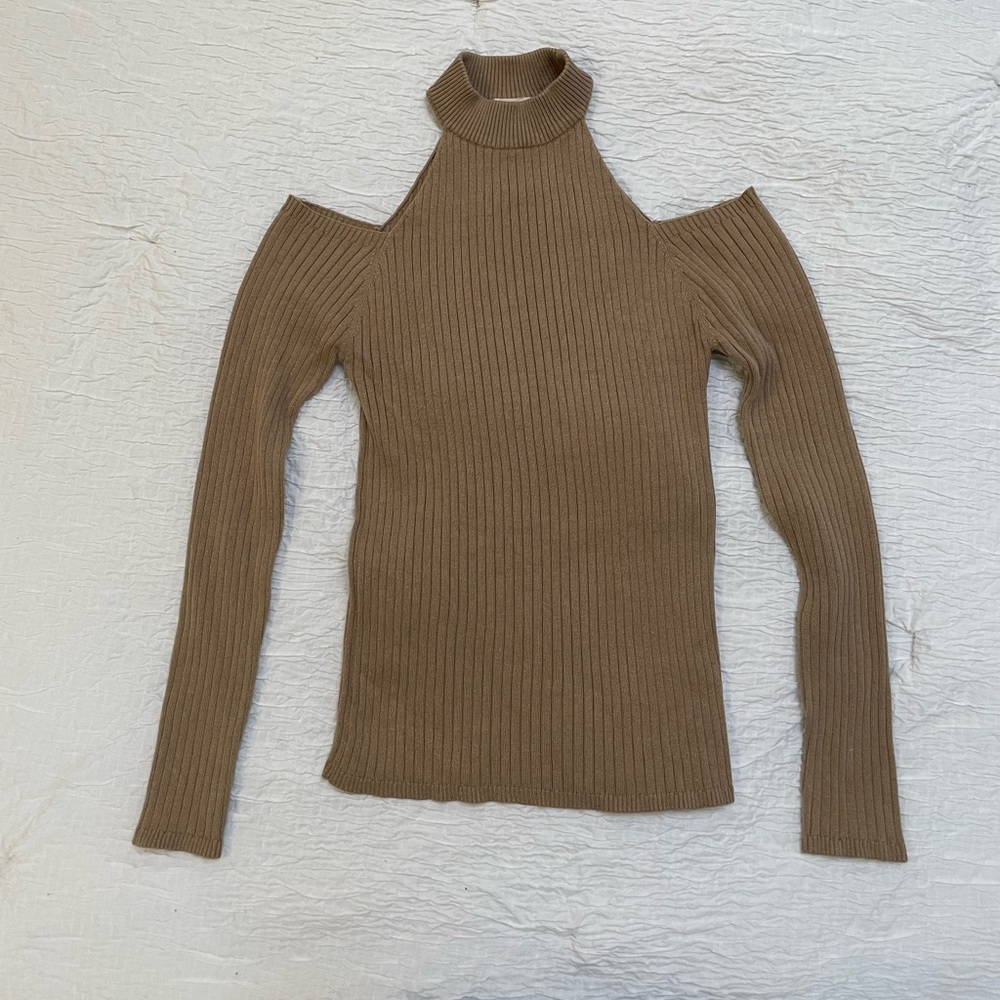 Knit Cold Shoulder Top